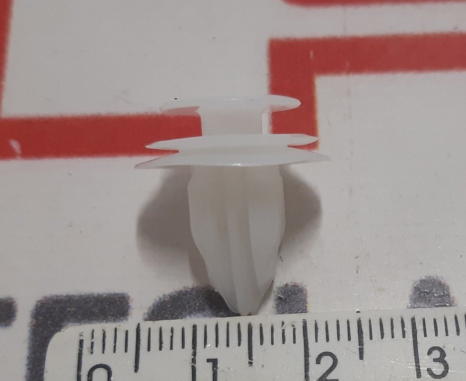 9 Clip 8.5X0.7-1.6 Tesla alla modeller 1047307-00-A